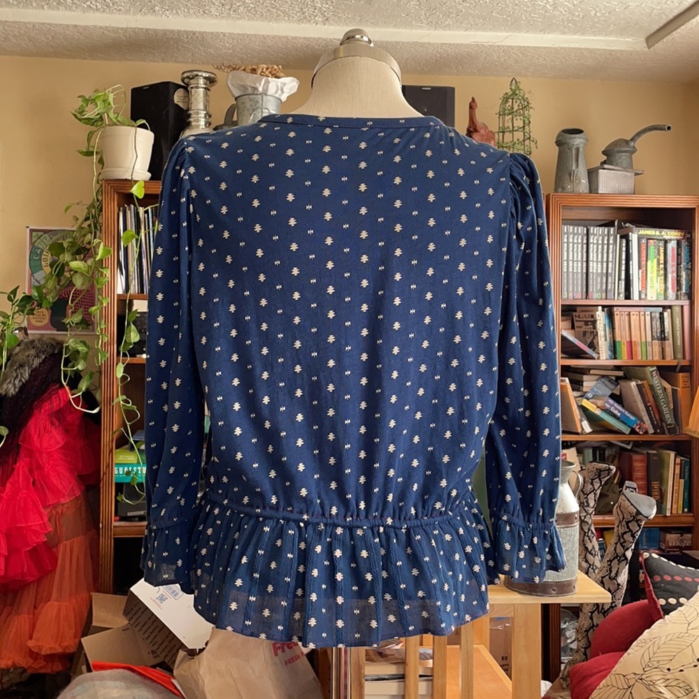 Lucky brand button up top - Picture 3 of 6